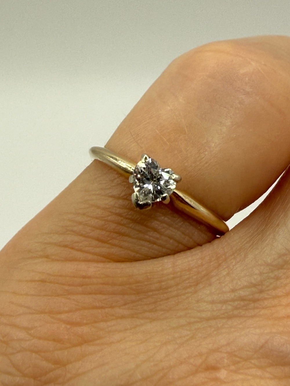 14K Heart Shaped Diamond Solitaire Gold Ring - Size 5.5 - 0.27ct Diamond